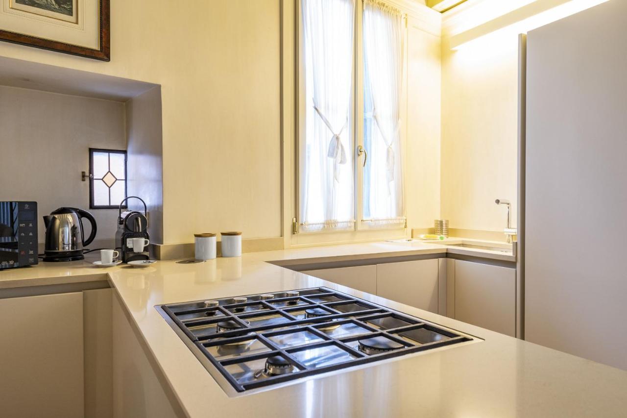 Appartamento Gondola Luxury - Campo Santi Filippo E Giacomo *