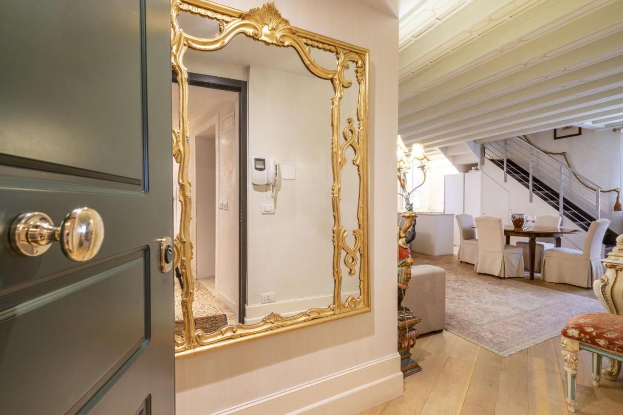 Appartamento Gondola Luxury - Campo Santi Filippo E Giacomo *