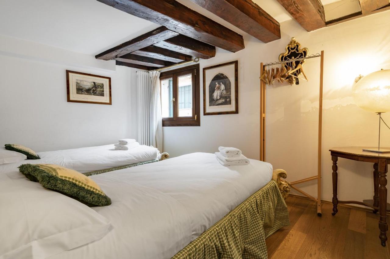 Appartamento Gondola Luxury - Campo Santi Filippo E Giacomo *